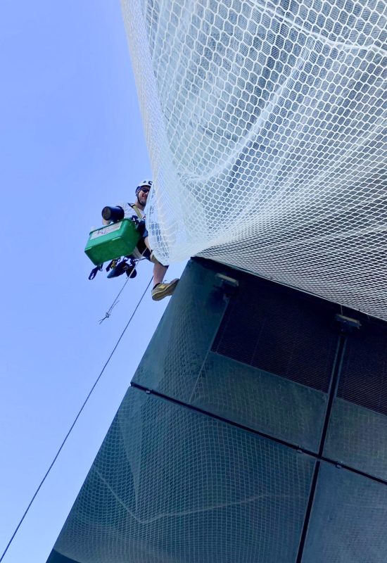 Pose de filets de protection & sécurité en hauteur à Lyon