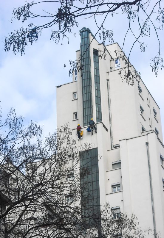 Nettoyage de vitres en hauteur à Lyon